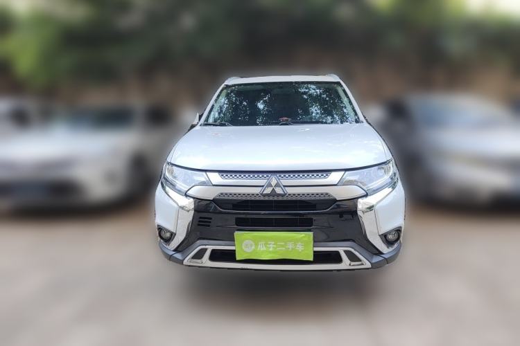 Used Mitsubishi Outlander 2019 2.0L Two-Wheel Drive Comfort Edition 5 Seats China VI Standard Front