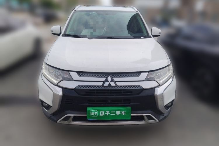 Used Mitsubishi Outlander 2019 2.0L Two-Wheel Drive Comfort Edition 5 Seats China VI Standard Front