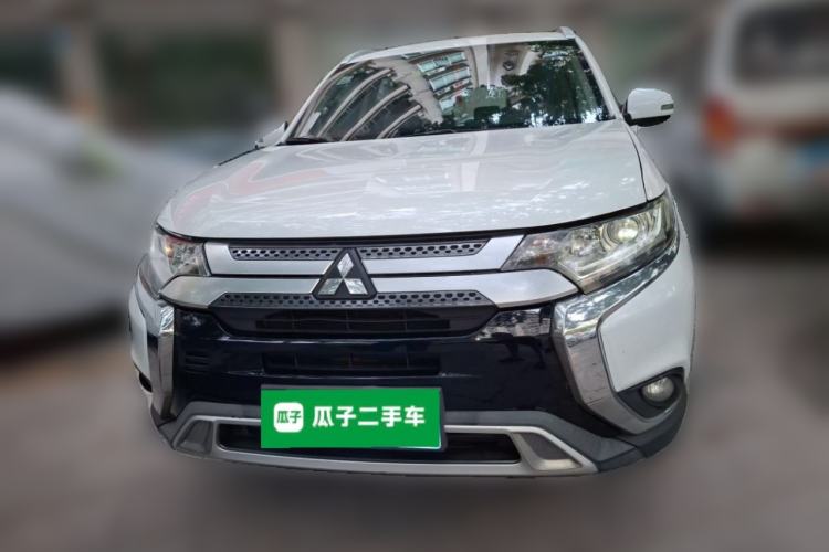 Used Mitsubishi Outlander 2019 2.0L Two-Wheel Drive Comfort Edition 5 Seats China V Standard Front