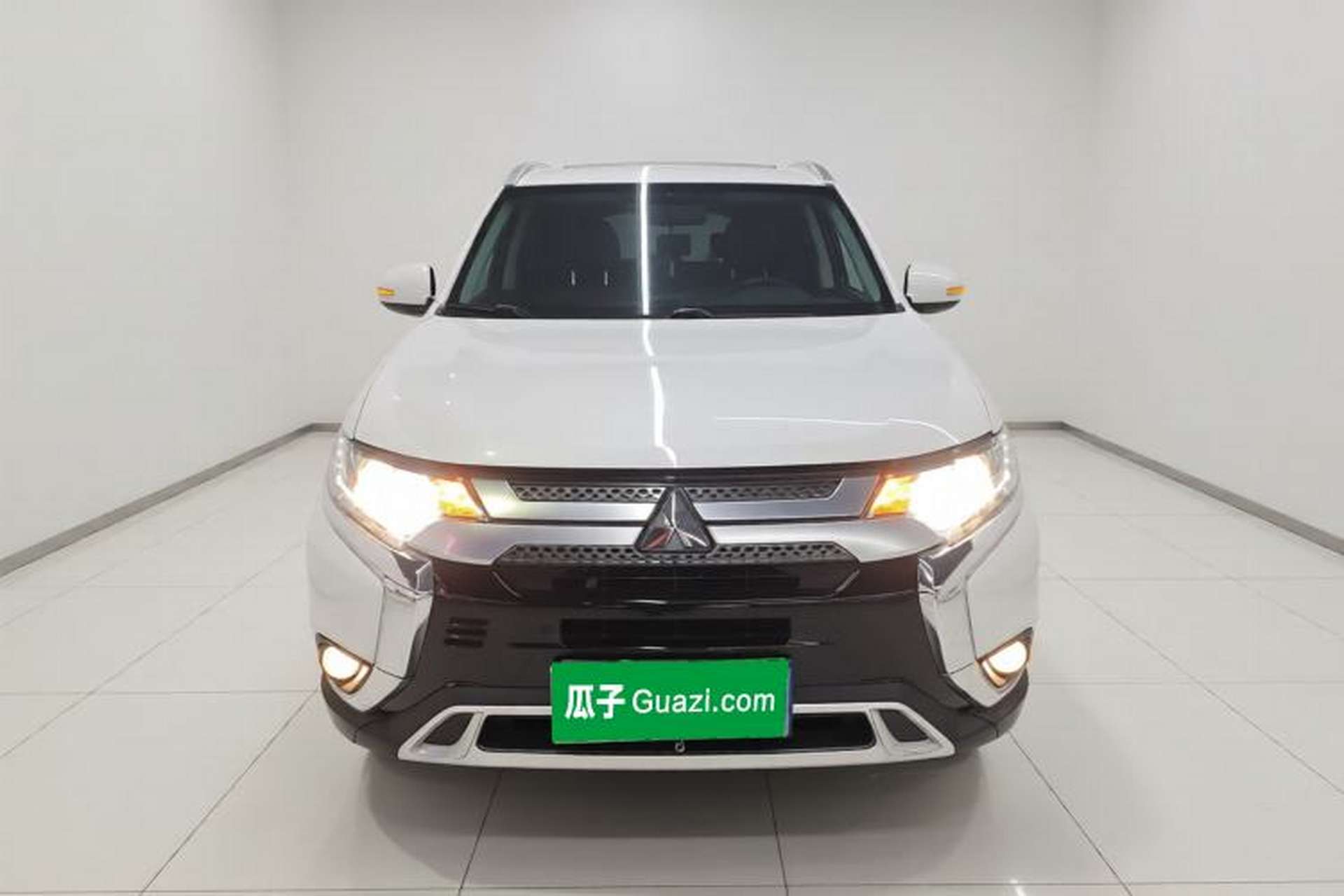 Used Mitsubishi Outlander 2019 2.0L Two-Wheel Drive Comfort Edition 5 Seats China VI Standard Front