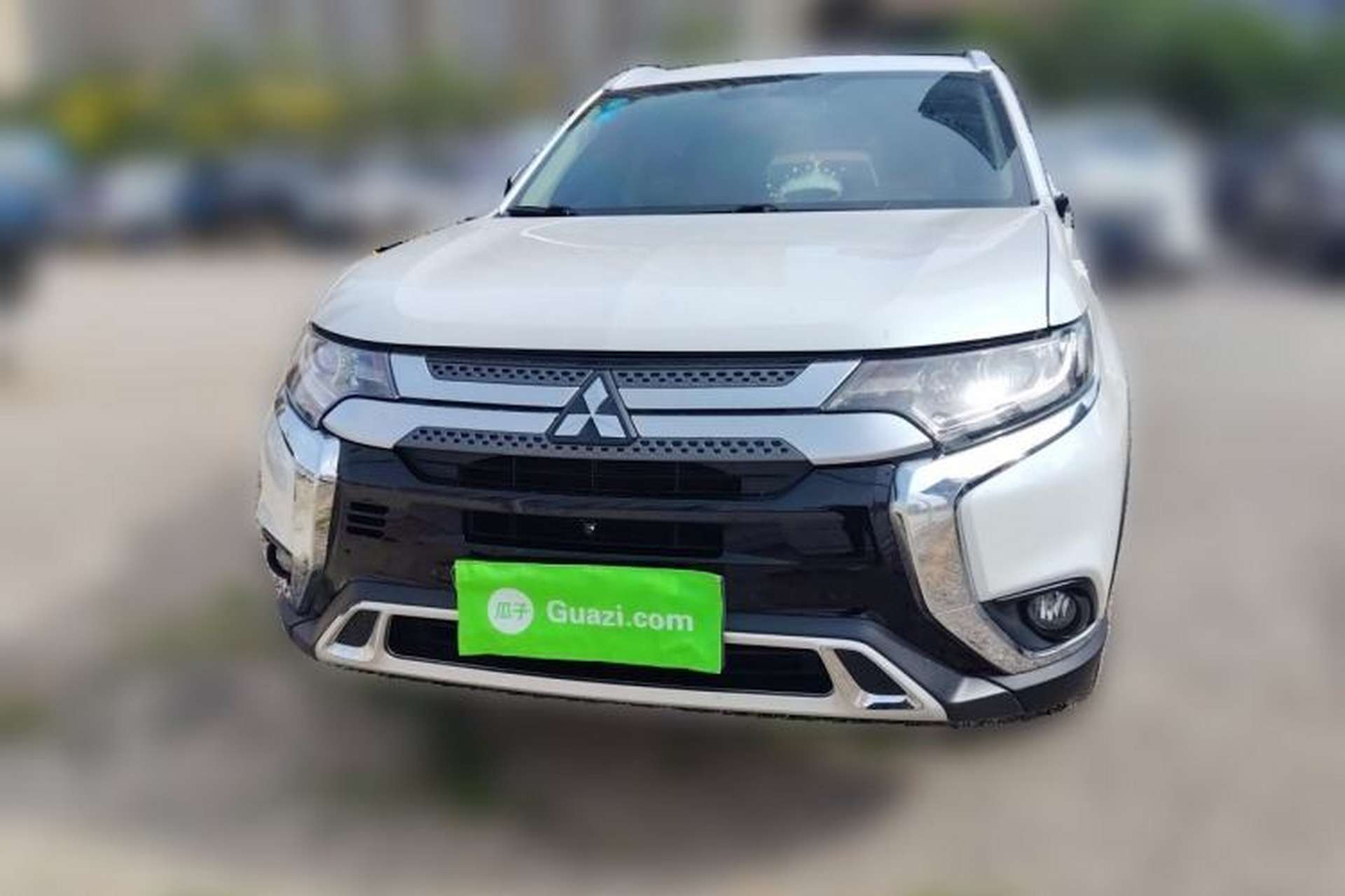 Used Mitsubishi Outlander 2019 2.0L Two-Wheel Drive Comfort Edition 7 Seats China V Emission Standard Front