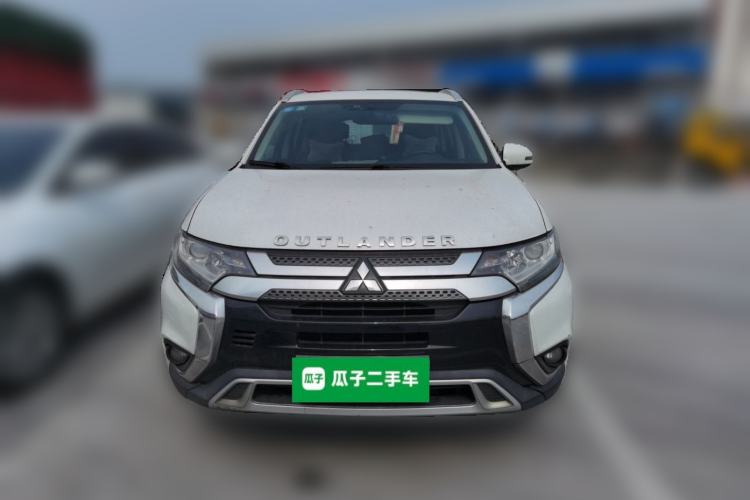 Used Mitsubishi Outlander 2019 2.0L Two-Wheel Drive Comfort Edition 5 Seats China V Standard Front