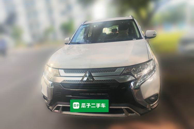Used Mitsubishi Outlander 2019 2.0L Two-Wheel Drive Comfort Edition 5 Seats China VI Standard Front