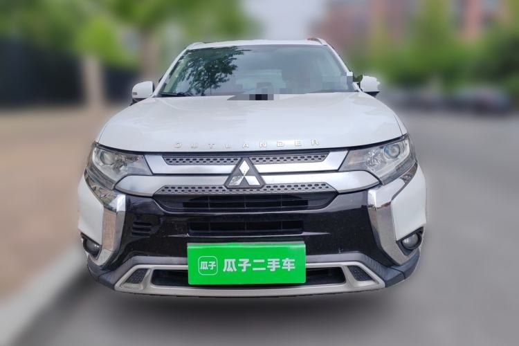 Used Mitsubishi Outlander 2019 2.0L Two-Wheel Drive Comfort Edition 5 Seats China VI Standard Front