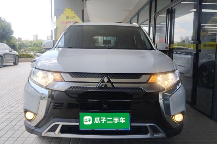 Used Mitsubishi Outlander 2019 2.0L Two-Wheel Drive Comfort Edition 5 Seats China VI Standard Front