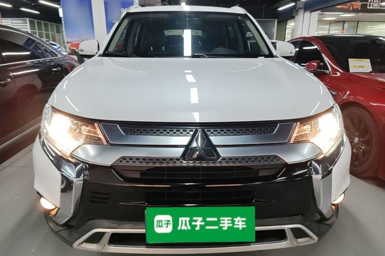 Used Mitsubishi Outlander 2019 2.0L Two-Wheel Drive Comfort Edition 5 Seats China VI Standard Front