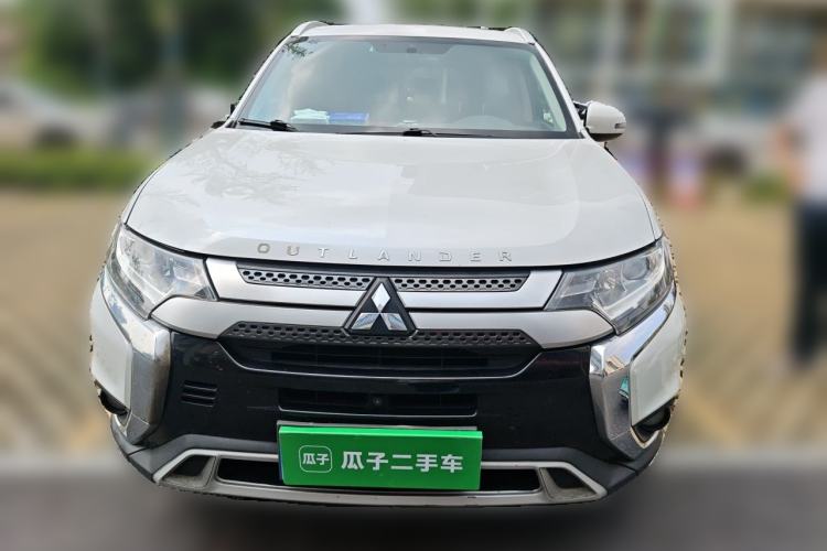 Used Mitsubishi Outlander 2019 2.0L Two-Wheel Drive Comfort Edition 5 Seats China V Standard Front