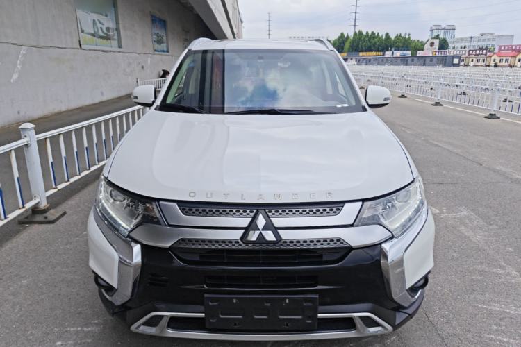 Used Mitsubishi Outlander 2019 2.0L Two-Wheel Drive Comfort Edition 5 Seats China V Standard Front