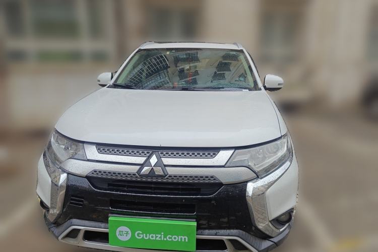 Used Mitsubishi Outlander 2019 2.0L Two-Wheel Drive Comfort Edition 5 Seats China VI Standard Front