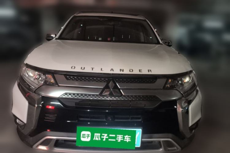 Used Mitsubishi Outlander 2019 2.0L Two-Wheel Drive Comfort Edition 5 Seats China VI Standard Front