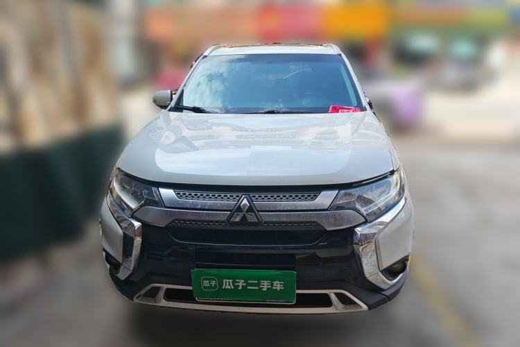 Used Mitsubishi Outlander 2019 2.0L Two-Wheel Drive Comfort Edition 5 Seats China VI Standard Front