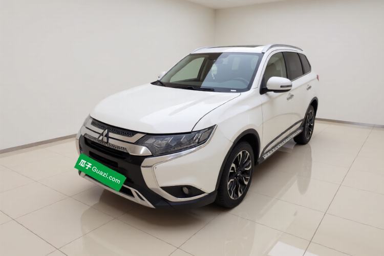 Ojetý Mitsubishi Outlander 2019 2.4L 4x4 Zhi Xiang Edition 5 Seats China VI Standard Guazi used car, China used car export, Used car for sale, Used  cars, Cheapest cars for sale