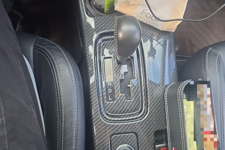Used Mitsubishi Outlander 2019 2.4L 4x4 Zhi Xiang Edition 7 Seats China VI Standard Gear Lever
