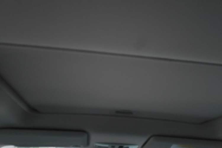 Used Mitsubishi Outlander 2019 2.0L Two-Wheel Drive Comfort Edition 7 Seats China V Emission Standard Headliner