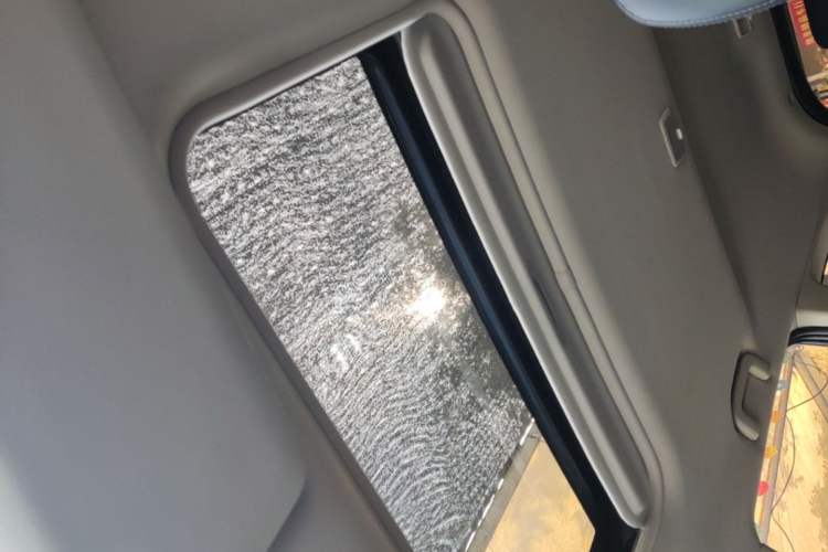 Used Mitsubishi Outlander 2019 2.0L Two-Wheel Drive Comfort Edition 5 Seats China V Standard Headliner