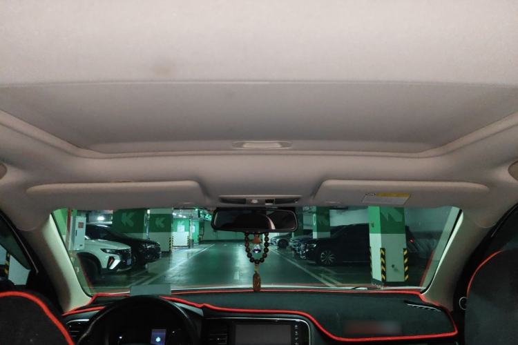 Used Mitsubishi Outlander 2019 2.0L Two-Wheel Drive Comfort Edition 7-Seater China VI Standard Headliner