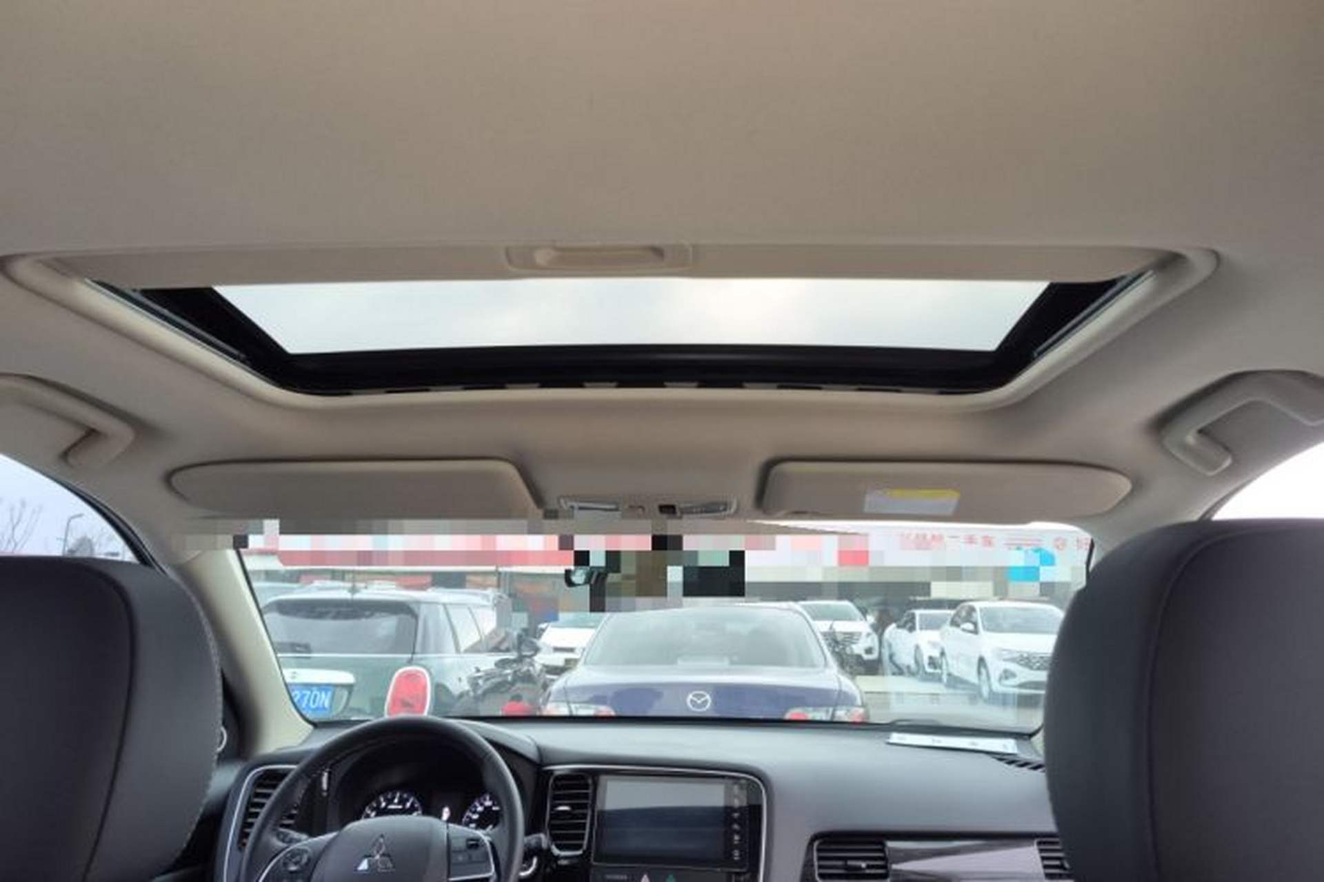 Used Mitsubishi Outlander 2019 2.0L Two-Wheel Drive Comfort Edition 5 Seats China VI Standard Headliner