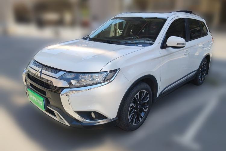 Used Mitsubishi Outlander 2019 2.0L Two-Wheel Drive Comfort Edition 5 Seats China VI Standard Guazi used car, China used car export, Used car for sale, Used  cars, Cheapest cars for sale