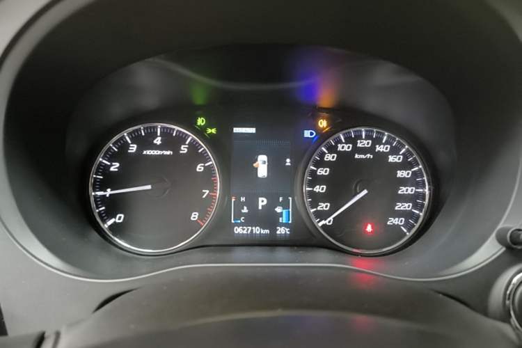 Used Mitsubishi Outlander 2019 2.4L 4x4 Zhi Xiang Edition 5 Seats China VI Standard Instrument Cluster