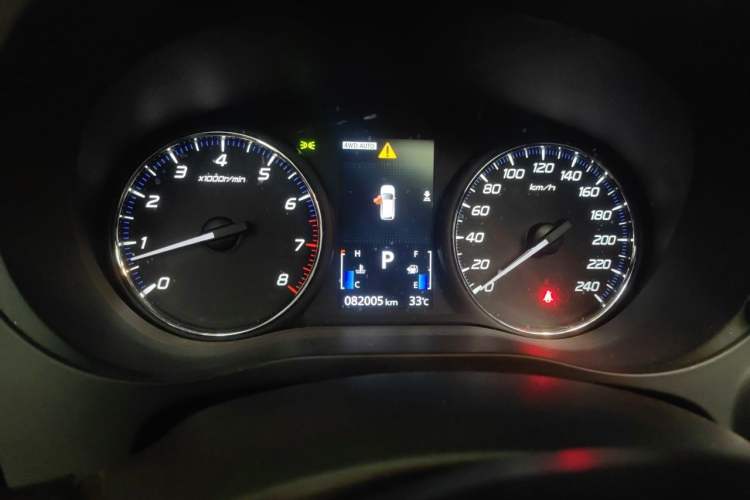 Used Mitsubishi Outlander 2019 2.4L 4x4 Zhi Xiang Edition 7 Seats China VI Standard Instrument Cluster
