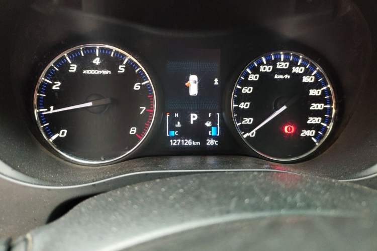 Used Mitsubishi Outlander 2019 2.0L Two-Wheel Drive Comfort Edition 5 Seats China V Standard Instrument Cluster