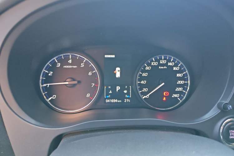 Used Mitsubishi Outlander 2019 2.4L 4x4 Zhi Xiang Edition 5 Seats China V Emission Standard Instrument Cluster