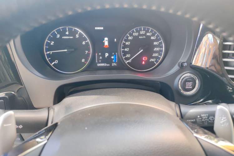 Used Mitsubishi Outlander 2019 2.4L 4x4 Zhi Xiang Edition 5 Seats China V Emission Standard Instrument Cluster