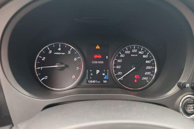 Used Mitsubishi Outlander 2019 2.4L Two-Wheel Drive ZhiXing Version 5 Seats China V Emission Standard Instrument Cluster