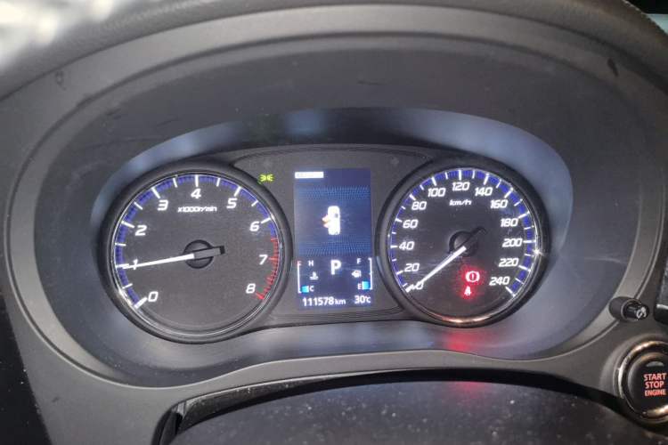 Used Mitsubishi Outlander 2019 2.4L 4x4 Zhi Xiang Edition 5 Seats China VI Standard Instrument Cluster