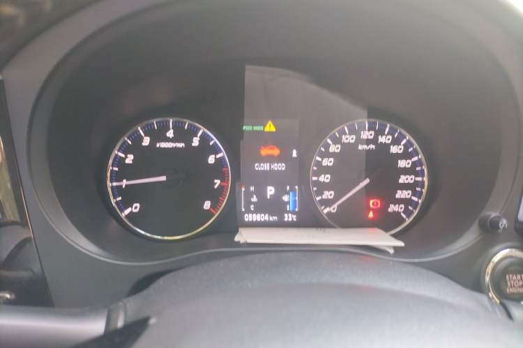 Used Mitsubishi Outlander 2019 2.0L Two-Wheel Drive Comfort Edition 5 Seats China V Standard Instrument Cluster
