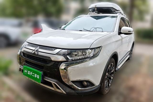 Used Mitsubishi Outlander 2019 2.0L Two-Wheel Drive Comfort Edition 5 Seats China VI Standard