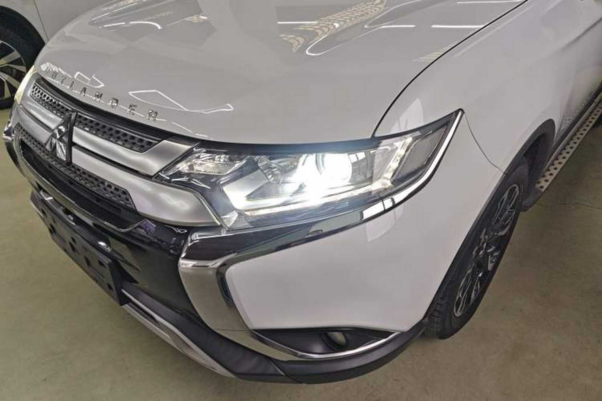 Used Mitsubishi Outlander 2019 2.0L Two-Wheel Drive Comfort Edition 7-Seater China VI Standard Left Front Headlight