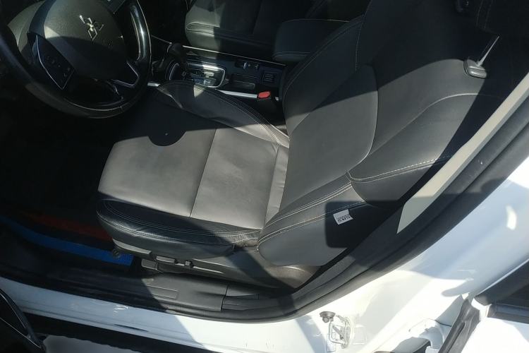 Used Mitsubishi Outlander 2019 2.0L Two-Wheel Drive Comfort Edition 5 Seats China V Standard Left Front Seat