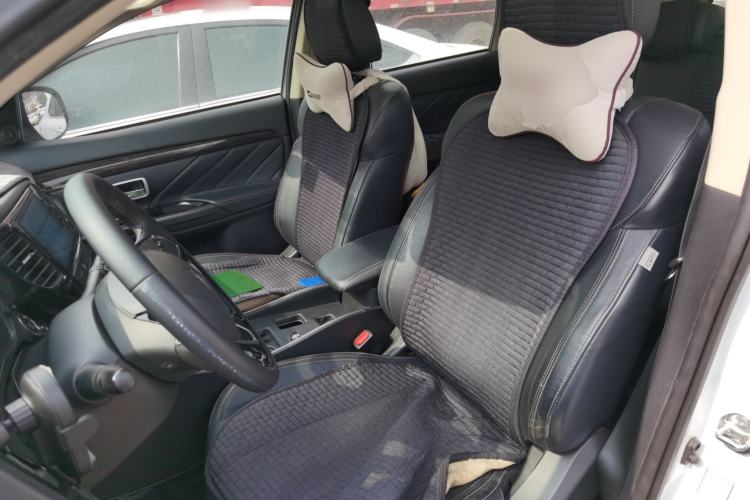 Used Mitsubishi Outlander 2019 2.0L Two-Wheel Drive Comfort Edition 5 Seats China V Standard Left Front Seat