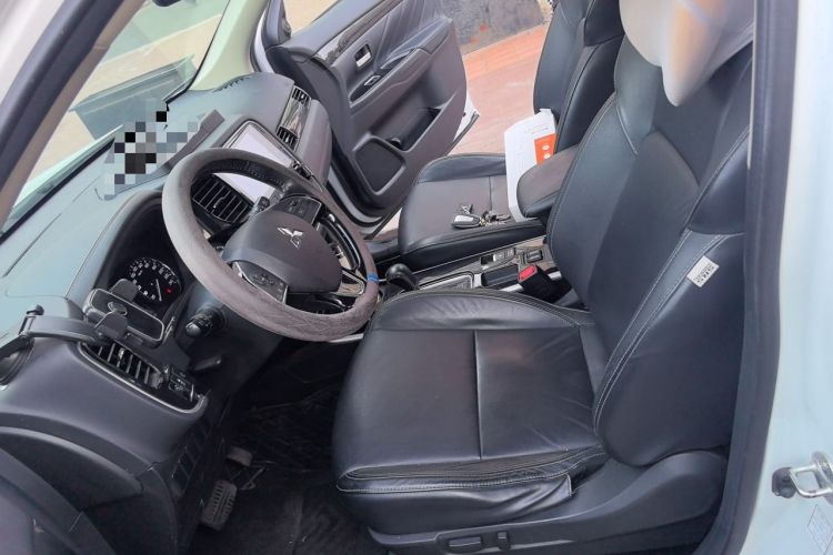 Used Mitsubishi Outlander 2019 2.0L Two-Wheel Drive Comfort Edition 5 Seats China V Standard Left Front Seat