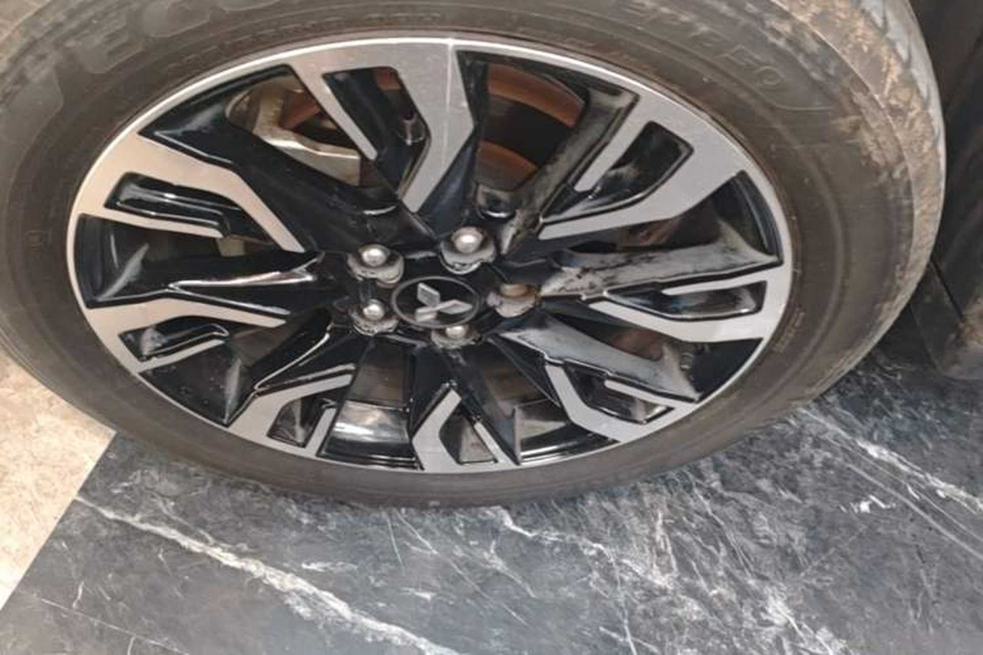 Used Mitsubishi Outlander 2019 2.0L Two-Wheel Drive Comfort Edition 5 Seats China VI Standard Left Front Wheel Hub