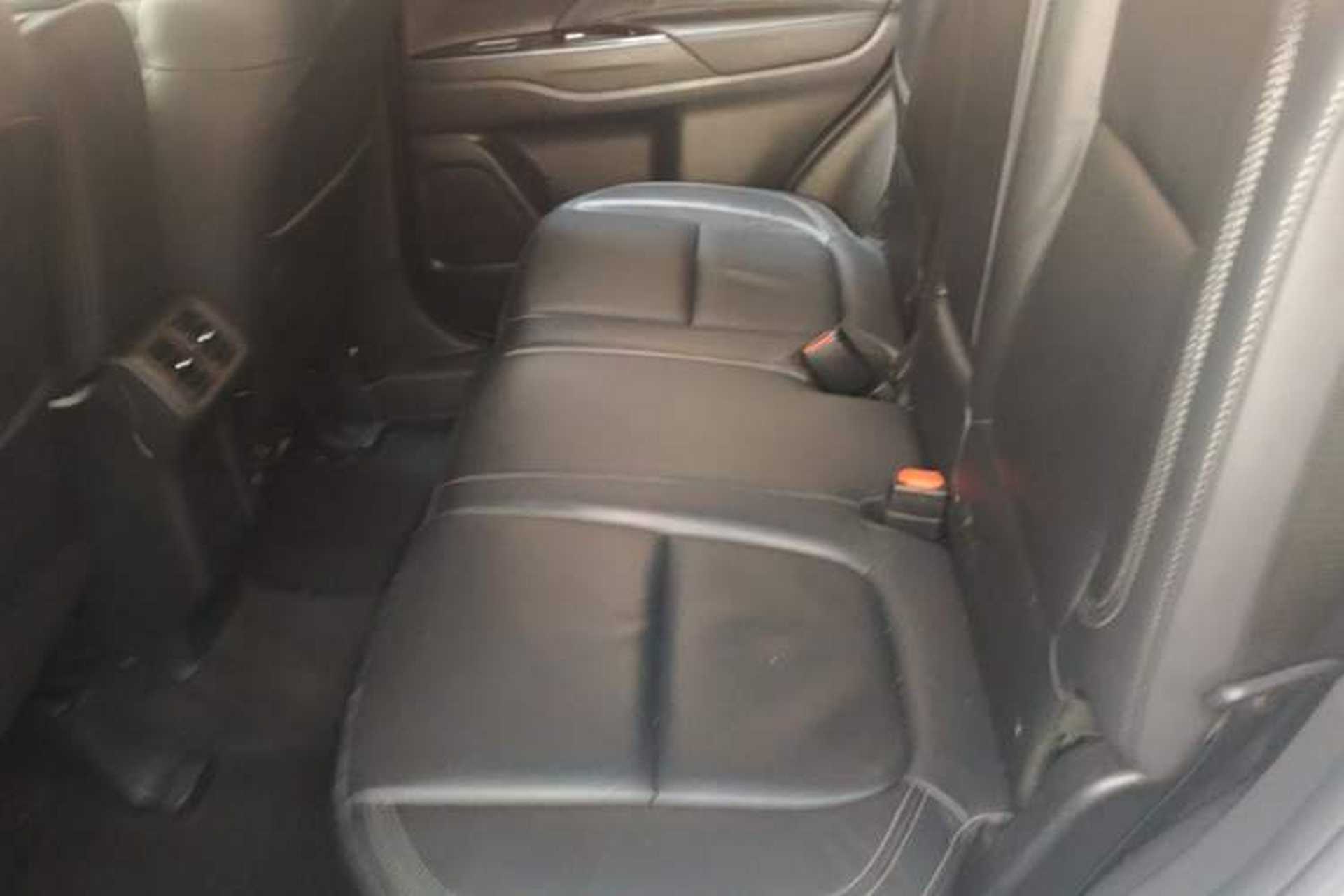 Used Mitsubishi Outlander 2019 2.0L Two-Wheel Drive Comfort Edition 5 Seats China VI Standard Left Rear Seat