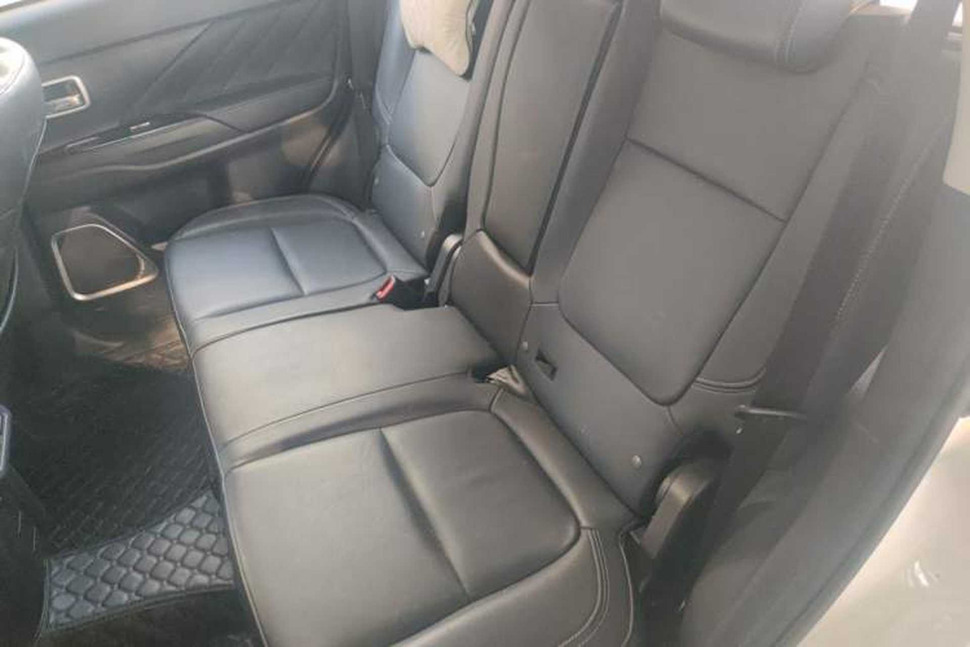 Used Mitsubishi Outlander 2019 2.0L Two-Wheel Drive Comfort Edition 5 Seats China VI Standard Left Rear Seat