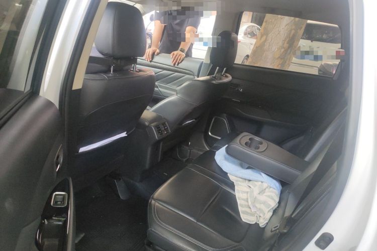 Used Mitsubishi Outlander 2019 2.0L Two-Wheel Drive Comfort Edition 5 Seats China VI Standard Left Rear Seat