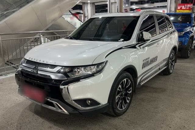 Used Mitsubishi Outlander 2019 2.0L Two-Wheel Drive Comfort Edition 5 Seats China VI Standard