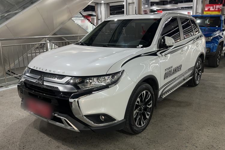 Used Mitsubishi Outlander 2019 2.0L Two-Wheel Drive Comfort Edition 5 Seats China VI Standard Guazi used car, China used car export, Used car for sale, Used  cars, Cheapest cars for sale