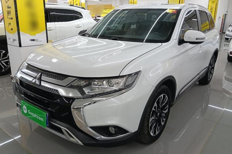 Used Mitsubishi Outlander 2019 2.0L Two-Wheel Drive Comfort Edition 5 Seats China VI Standard Guazi used car, China used car export, Used car for sale, Used  cars, Cheapest cars for sale