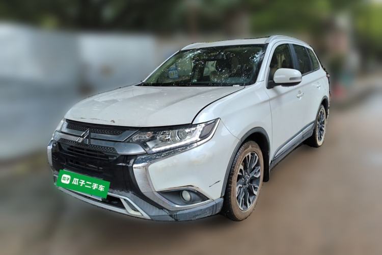 Used Mitsubishi Outlander 2019 2.0L Two-Wheel Drive Comfort Edition 5 Seats China VI Standard Guazi used car, China used car export, Used car for sale, Used cars, Cheapest cars for sale