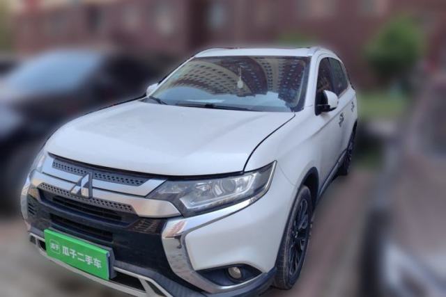 Mitsubishi Outlander 2019 2.0L Two-Wheel Drive Comfort Edition 5 Seats China V Standard usado