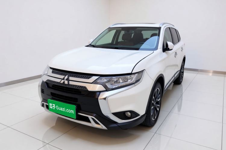 Mitsubishi Outlander 2019 2.0L Two-Wheel Drive Comfort Edition 5 Seats China V Standard de segunda mano Guazi used car, China used car export, Used car for sale, Used  cars, Cheapest cars for sale