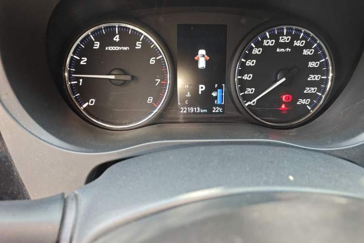 Used Mitsubishi Outlander 2019 2.0L Two-Wheel Drive Comfort Edition 5 Seats China V Standard Odometer Close Up