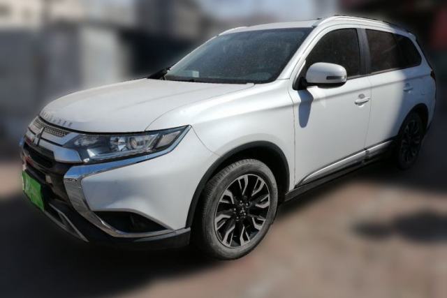 Used Mitsubishi Outlander 2019 2.0L Two-Wheel Drive Comfort Edition 5 Seats China V Standard
