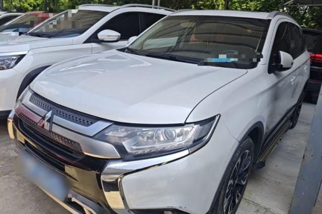 Mitsubishi Outlander 2019 2.0L Two-Wheel Drive Comfort Edition 5 Seats China V Standard usado