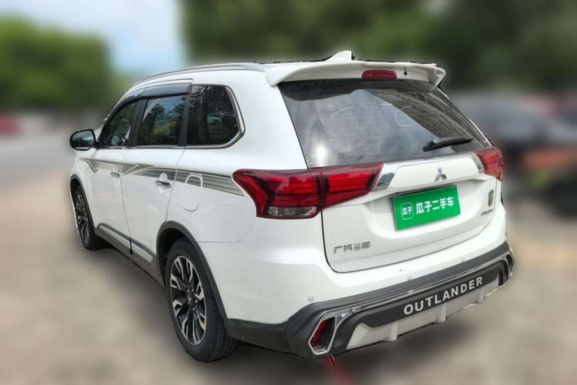 Used Mitsubishi Outlander 2019 2.4L 4x4 Zhi Xiang Edition 7 Seats China VI Standard Rear Left 45 Deg