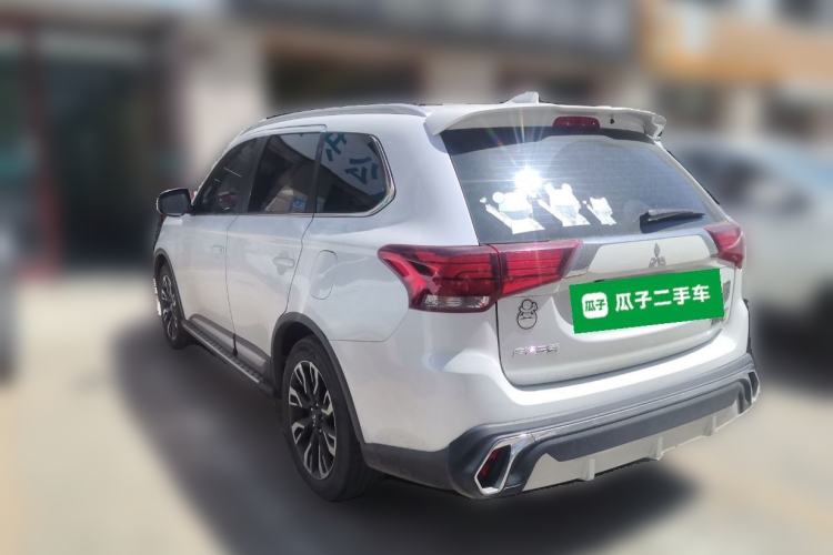 Used Mitsubishi Outlander 2019 2.0L Two-Wheel Drive Comfort Edition 5 Seats China V Standard Rear Left 45 Deg